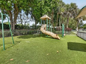 19010 NW 23rd Ct, Pembroke Pines FL 33029