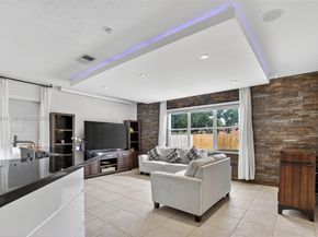 19010 NW 23rd Ct, Pembroke Pines FL 33029