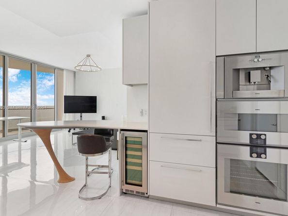 16901 Collins Ave 1402, Sunny Isles Beach FL 33160