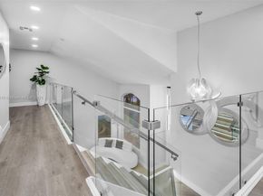 612 SW 179th Ave, Pembroke Pines FL 33029