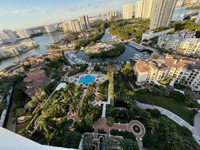 2000 Island Blvd 2404, Aventura FL 33160