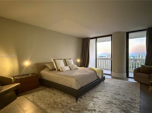 2000 Island Blvd 2404, Aventura FL 33160