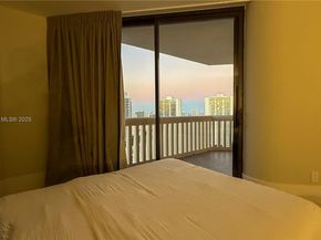 2000 Island Blvd 2404, Aventura FL 33160