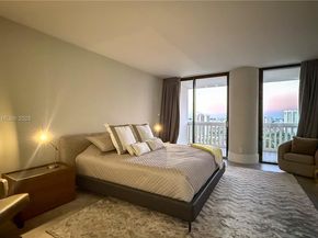 2000 Island Blvd 2404, Aventura FL 33160