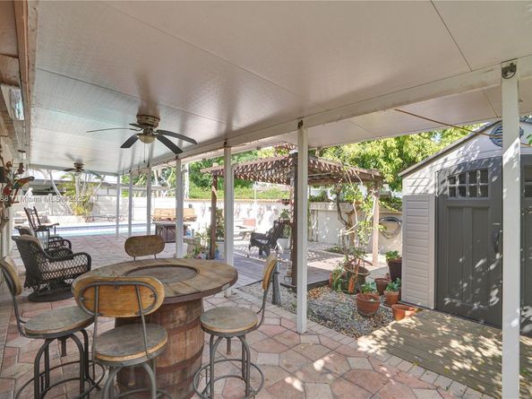 7825 NW 174th St, Hialeah FL 33015