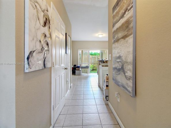 1690 NE 33rd Ave 1066, Homestead FL 33033