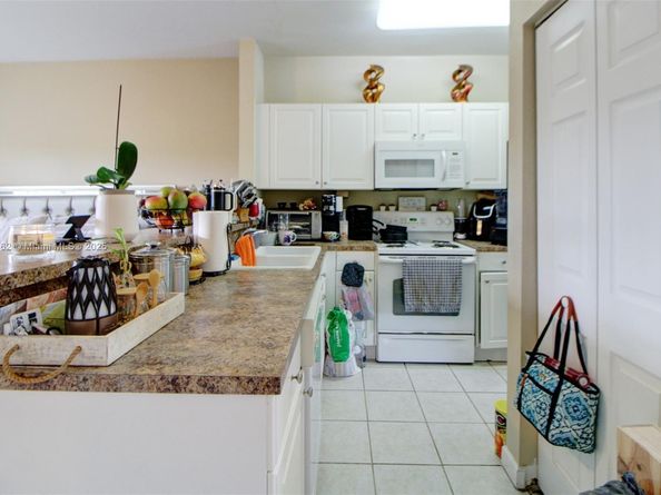 1690 NE 33rd Ave 1066, Homestead FL 33033