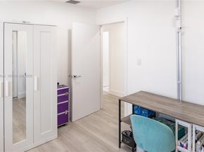 308 NW 2nd Ave, Hallandale Beach FL 33009