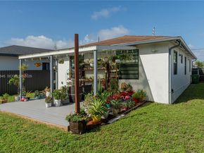 308 NW 2nd Ave, Hallandale Beach FL 33009