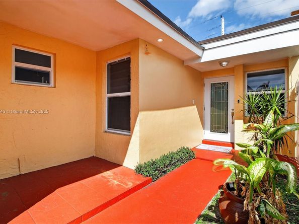 13061 SW 56th Ter, Miami FL 33183