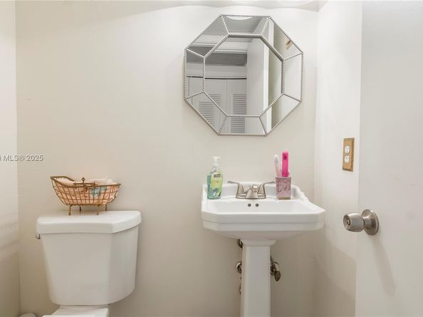 1012 Berkshire A 1012, Deerfield Beach FL 33442