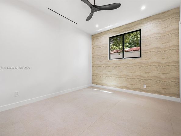 713 SE 6th St, Fort Lauderdale FL 33301