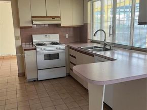 11711 NW 29th St, Sunrise FL 33323