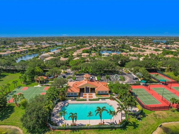 4604 SW 132nd Ave, Miramar FL 33027