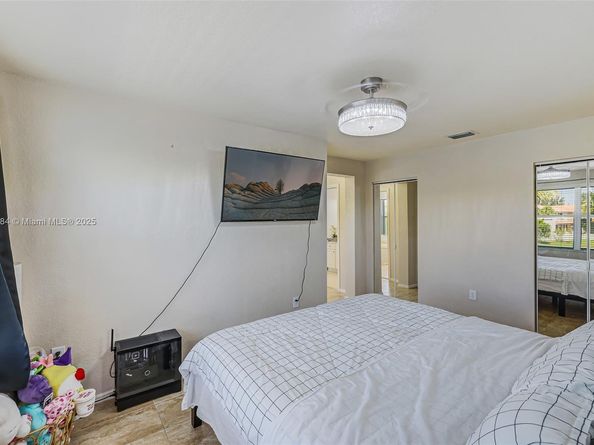 4604 SW 132nd Ave, Miramar FL 33027