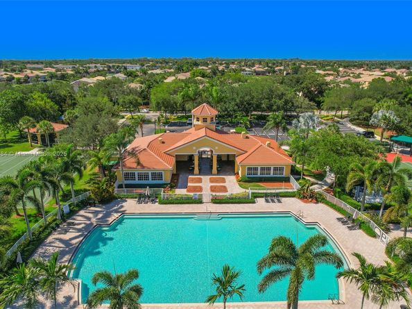 4604 SW 132nd Ave, Miramar FL 33027