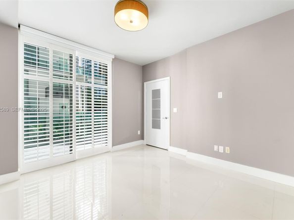 6000 Collins Ave 330, Miami Beach FL 33140