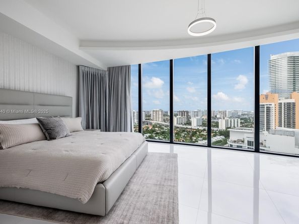 18555 Collins Ave 2805, Sunny Isles Beach FL 33160