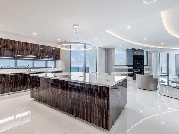 18555 Collins Ave 2805, Sunny Isles Beach FL 33160