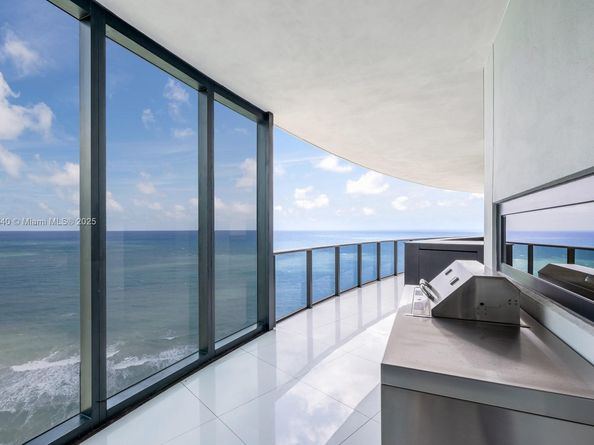 18555 Collins Ave 2805, Sunny Isles Beach FL 33160