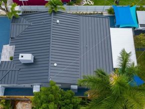 2376 NW 2nd St, Miami FL 33125