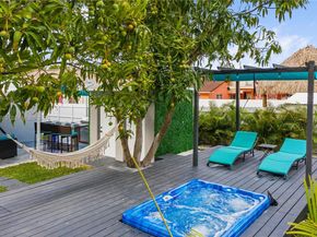 2376 NW 2nd St, Miami FL 33125