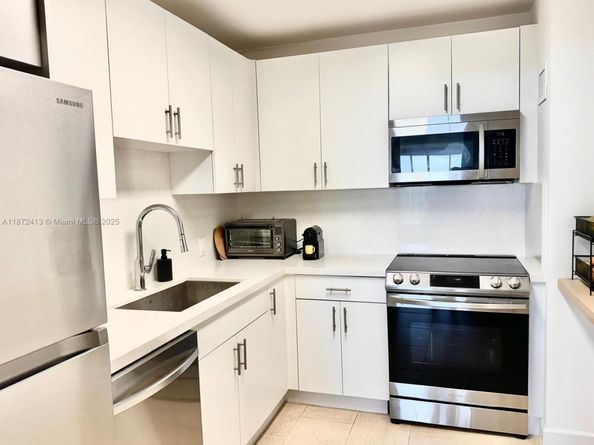 3375 N Country Club Dr 701, Aventura FL 33180