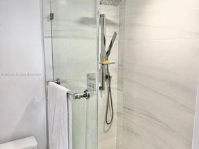 3375 N Country Club Dr 701, Aventura FL 33180
