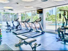 3375 N Country Club Dr 701, Aventura FL 33180