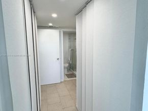 3375 N Country Club Dr 701, Aventura FL 33180