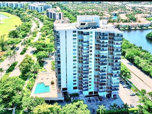 3375 N Country Club Dr 701, Aventura FL 33180