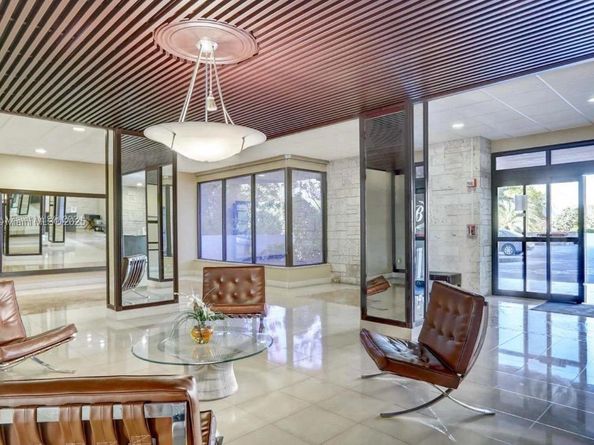 3375 N Country Club Dr 701, Aventura FL 33180
