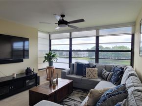 1530 Whitehall Dr 405, Davie FL 33324