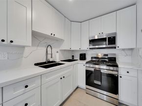 6900 N Kendall Dr A303, Pinecrest FL 33156