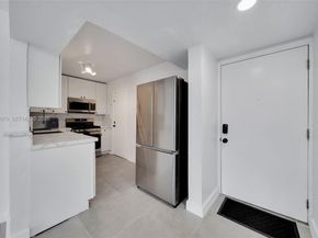 6900 N Kendall Dr A303, Pinecrest FL 33156