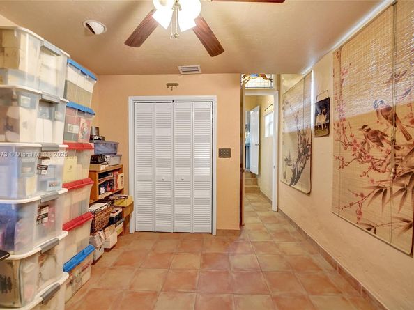 1340 Jackson St, Hollywood FL 33019
