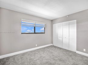 2112 S Cypress Bend Dr 802, Pompano Beach FL 33069