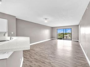 2112 S Cypress Bend Dr 802, Pompano Beach FL 33069