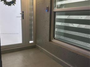 1409 NW 124th Ave, Pembroke Pines FL 33026