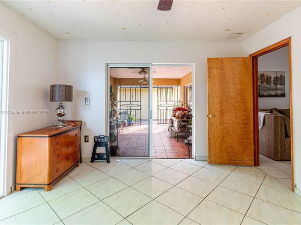14309 SW 52nd St, Miami FL 33175
