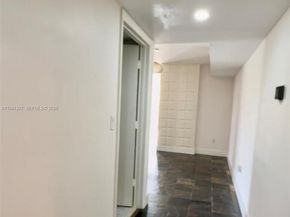 16590 NE 26th Ave 402, North Miami Beach FL 33160