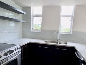 16590 NE 26th Ave 402, North Miami Beach FL 33160