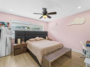 11073 SW 70th Ln, Miami FL 33173