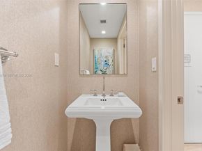 551 N Fort Lauderdale Beach Blvd R1803 & R1804, Fort Lauderdale FL 33304