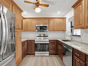 2541 N Carambola Cir N 1832, Coconut Creek FL 33066