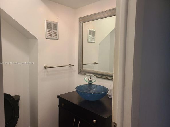 29 Seville Cir 449, Davie FL 33324
