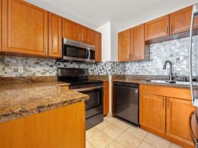 357 Almeria Ave 1006, Coral Gables FL 33134