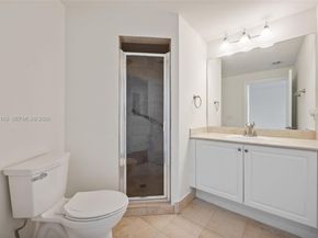 357 Almeria Ave 1006, Coral Gables FL 33134