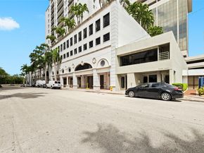 357 Almeria Ave 1006, Coral Gables FL 33134