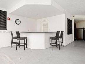 357 Almeria Ave 1006, Coral Gables FL 33134
